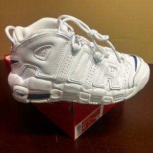 Nike Unisex Kids White Air More Uptempo DH9719100 Athletic Running Shoes Sz 4.5Y
